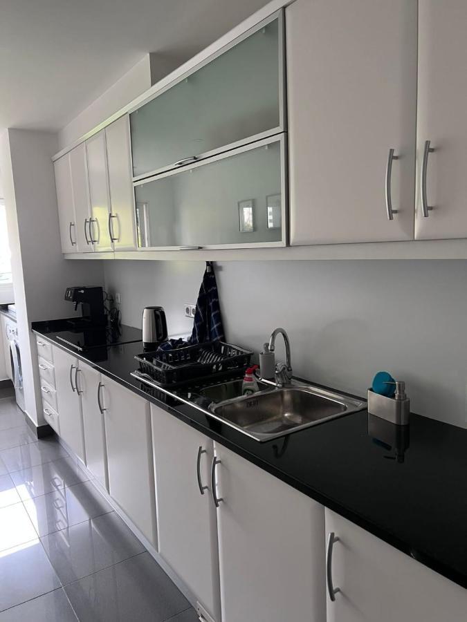 Cristinas 2 Bedroom Apartment Canico Eksteriør billede